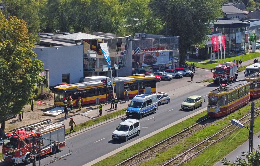 Łódź. Kierowca autobusu MPK zasłabł w czasie jazdy