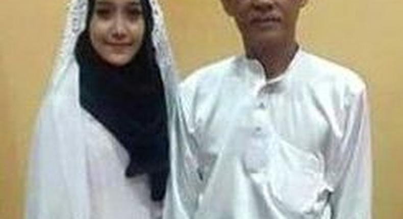 18-yr-old bride weds 62-yr-old groom in Malaysia