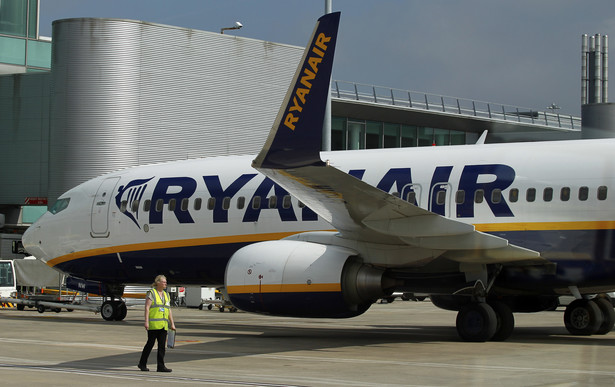 Ryanair zmniejsza o 20 proc. liczbę połączeń we wrześniu i październiku