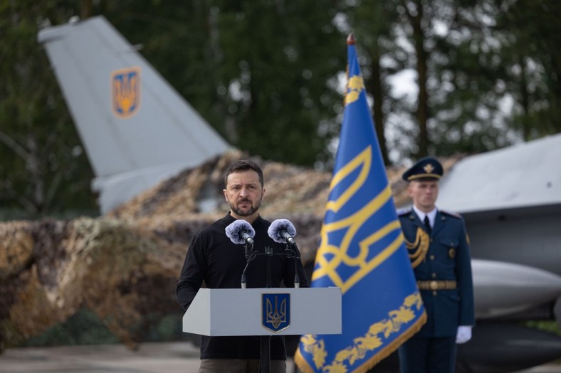 Ukraina potrzebuje pomocy w szkoleniu pilotów samolotów F-16. Obecnie zbyt mała liczba pilotów ogranicza wykorzystanie maszyn.