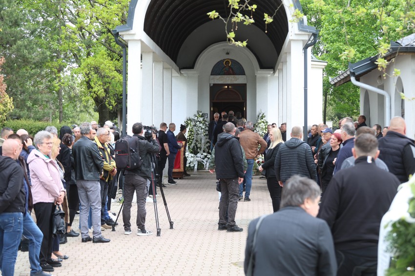 Sahrana Saše Katančića Novo Groblje