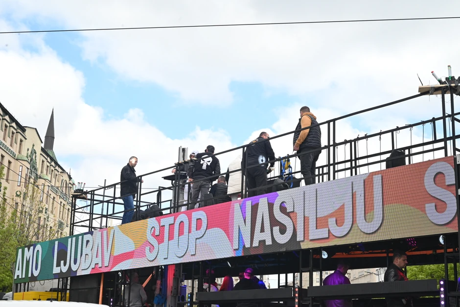 Skup Pokreta za narod i državu