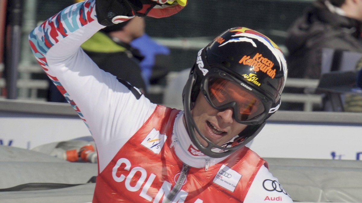 Austriak Mario Matt prowadzi po pierwszym przejeździe slalomu kończącego sezon alpejskiego Pucharu Świata. W szwajcarskim Lenzerheide o 0,19 s wyprzedza Niemca Felixa Neureuthera oraz o 0,55 Szweda Jensa Byggmarka i Włocha Manfreda Moelgga.