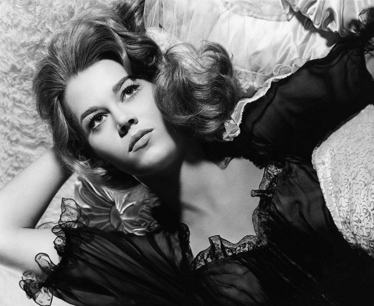 10 fotó a szabadszellemű Jane Fonda fiatal korából