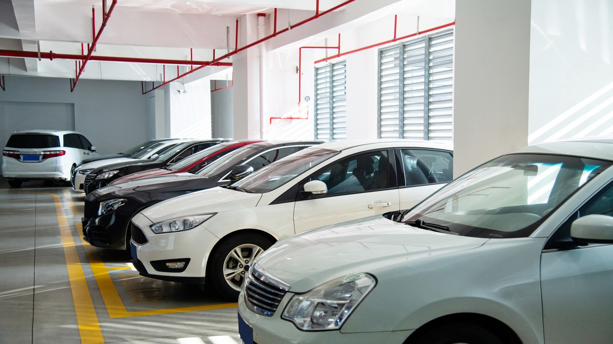 Rýchle parkovanie popredu sa vám pri odchode z nákupného centra môže vypomstiť.