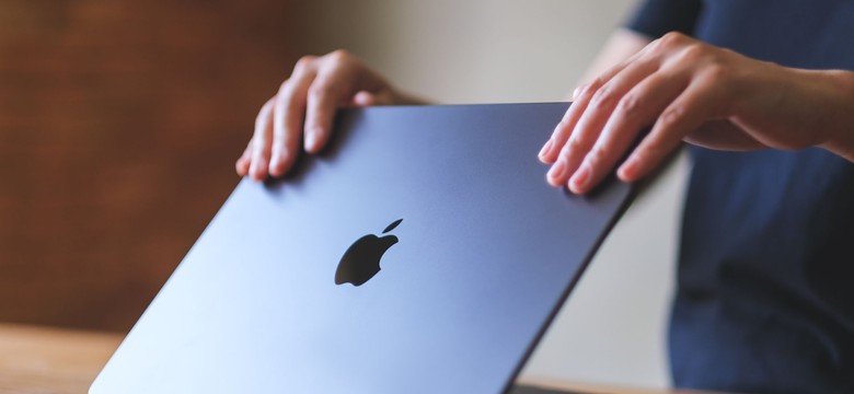 Microsoft "ułatwił" hakerom włamanie do MacOS. Osiem groźnych luk w aplikacjach