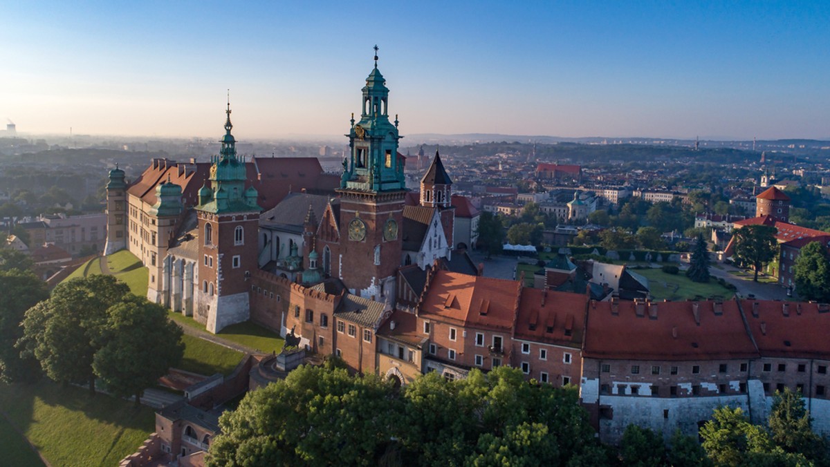 Kraków: Komnaty Królewskie na Wawelu otwarte dla zwierzających