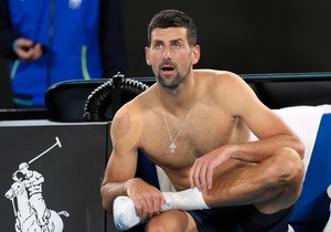 Novakov navijač obukao ovo za meč i svi gledali u njega umesto u Đokovića