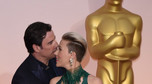 Scarlett Johansson i John Travolta