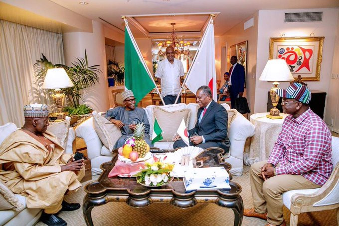 President Buhari with Minister of Foreign Affairs, Onyeama, Gov. Samuel Ortom of Benue State, and Nigerian Ambassador to Japan Amb. Gana Yisa after his arrival in Japan ahead of the 7th Tokyo International Conference on African Development on 28-30 August, 2019. (Twitter/@AMTanimu)