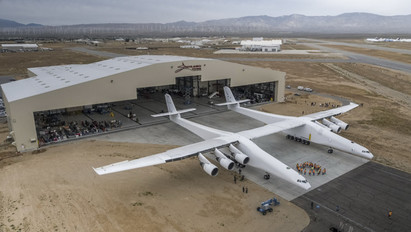 Újabb jelentős lépés a világ legnagyobb repülőgépe kapcsán: már ezen a teszten is átment – videó