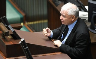 Prezes PiS: Mamy pomysły, czym zastąpić środki z opłaty paliwowej