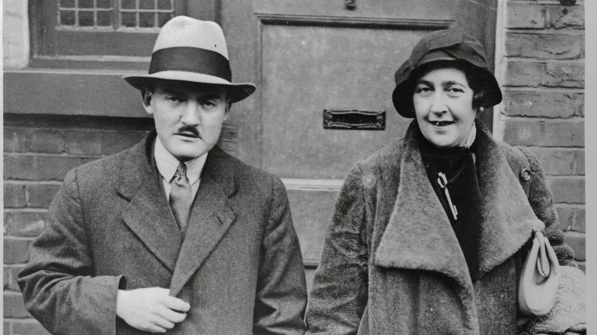 Kiedy Agatha Christie dowiedziała się o romansie męża, zniknęła na 11 dni i udawała jego kochankę
