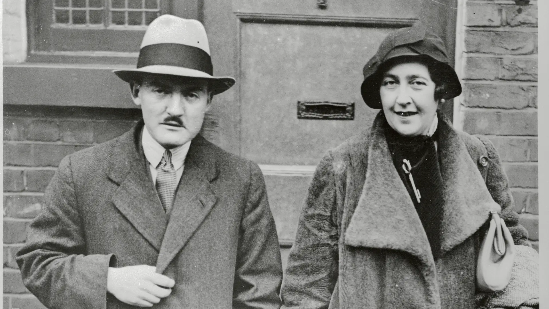 Kiedy Agatha Christie dowiedziała się o romansie męża, zniknęła na 11 dni i udawała jego kochankę