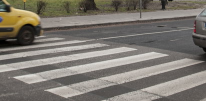 Strażnicy pomogli potrąconej kobiecie