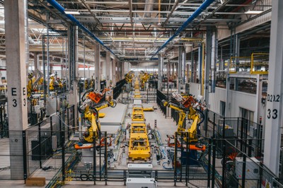 Produkcja przemysłowa w Polsce wzrosła w lutym o 17,8 proc.