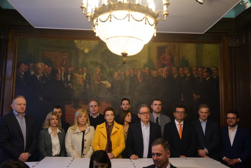 Ujedinjeni za pobedu Srbije