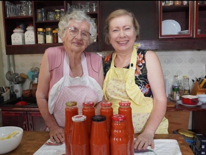 Mama Bubin recept za domaći kuvani paradajz