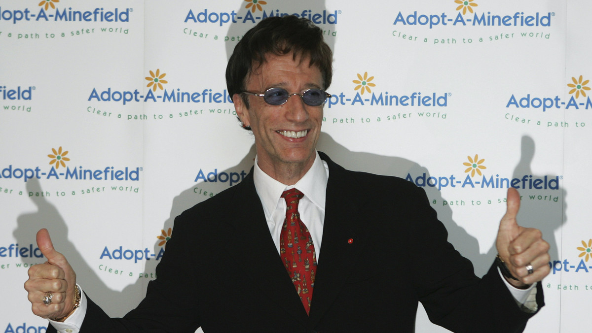 Robin Gibb nie zmarł na raka, jak wskazywały dotychczasowe doniesienia.