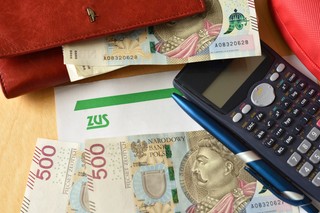Ponowne przeliczenie emerytur przez ZUS w 2026. Sprawdź, o ile wzrośnie Twoje świadczenie i od kiedy