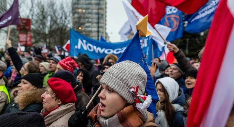 Several thousand people protested in Warsaw over alleged vote fraud and the rightwing government's plans to impose new restrictions on media coverage of parliament on December 17, 2016