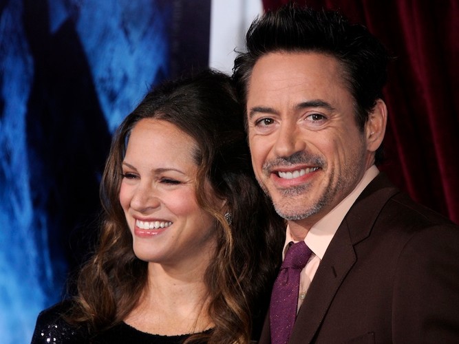 6. Zatrudnienie Roberta Downey'a Jr. (tu z żoną Susan) to gwarancja 18,74 $ zysku