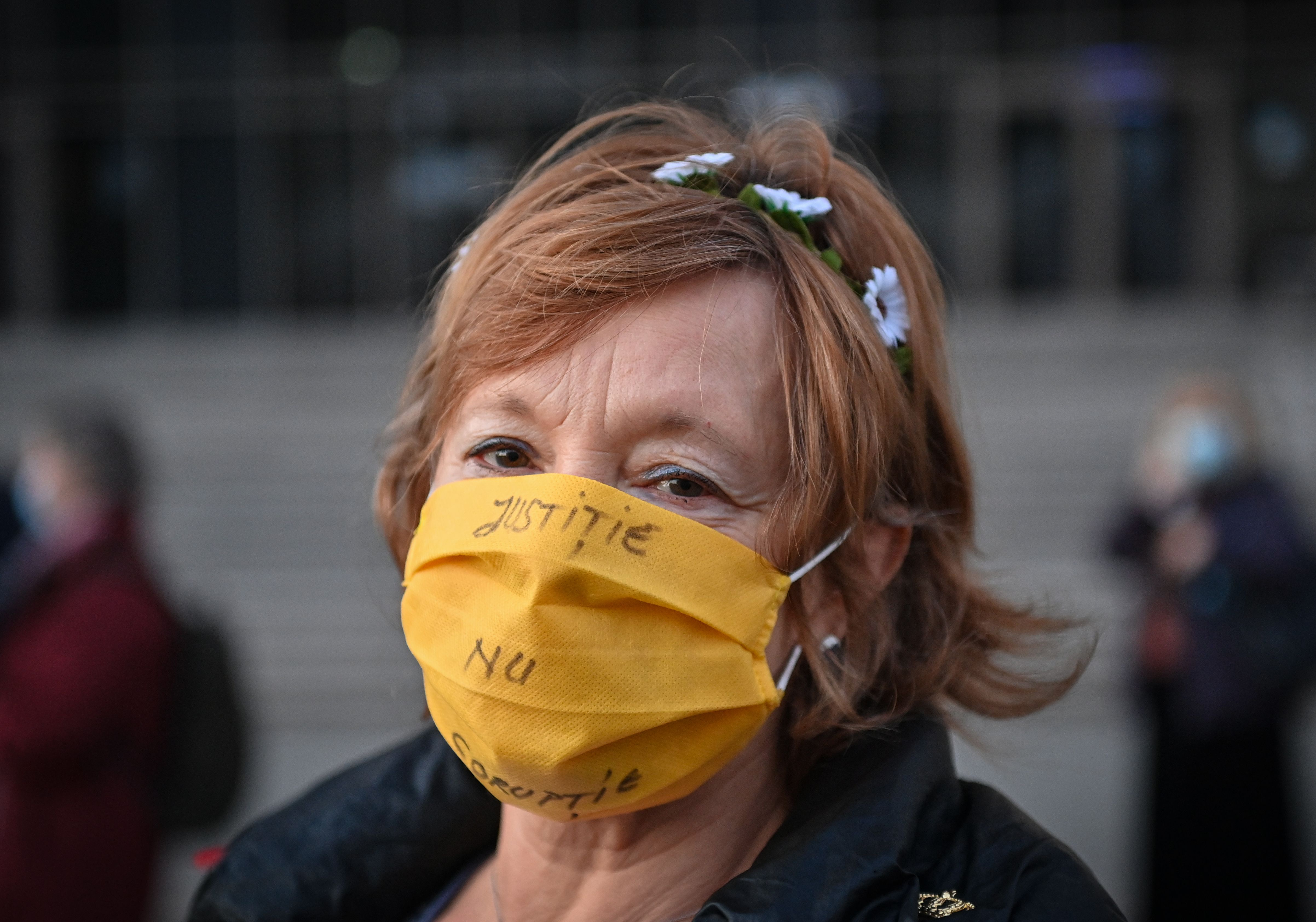 Rumanía: Dimite viceprimer ministro por sobornos