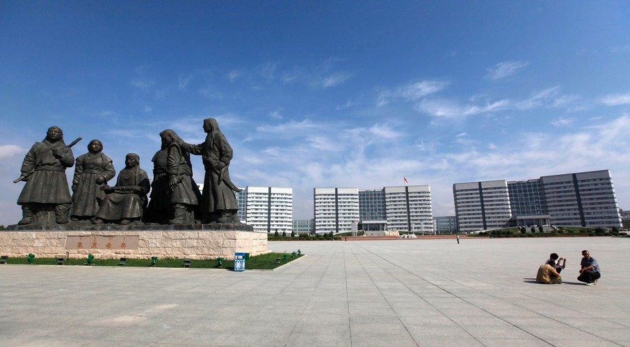 Kangbashi - dzielnica duchów w mieście Ordos w Chinach