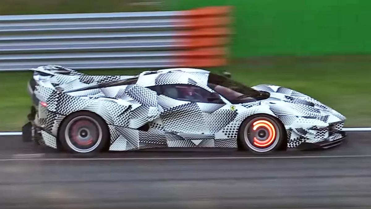 Ferrari FXXK Evoluzione - wyścig zbrojeń nie ma końća