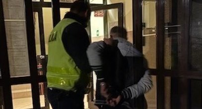 Jeździł pijany i bez uprawnień. Policja z Żyrardowa zatrzymała kierowcę