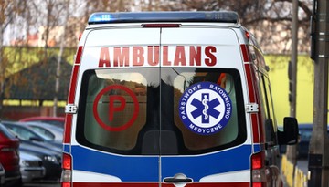 Nowe zasady wzywania karetek 2026. Jedno pytanie zniknie z rozmowy na 112