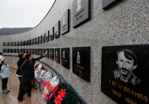 Račak, Kosovo, Vilijam Voker