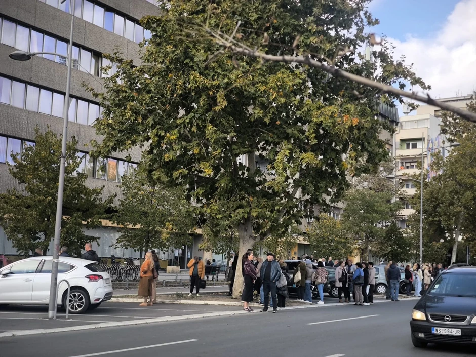 Radnici su bili na kratko evakuisani