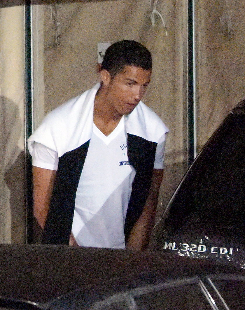 Cristiano Ronaldo zatrzymany za sikanie!