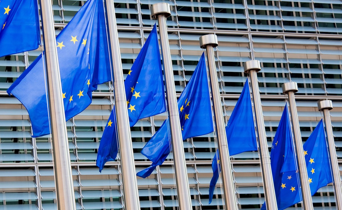 Polska na celowniku Brukseli. Chodzi o odebranie zezwolenia niemieckiemu przewoźnikowi i podatek VAT