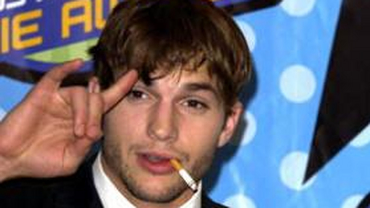 Obecny kochanek Demi Moore, Ashton Kutcher, w przeszłości miał problemy z prawem. Aktor był skazany za włamanie.