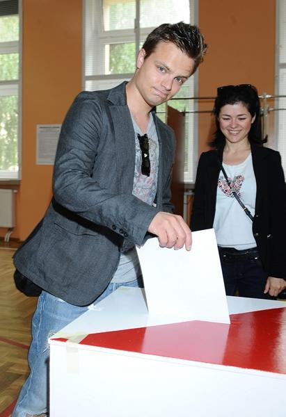 Zobacz jak głosowali Kasia Cichopek i Marcin Hakiel