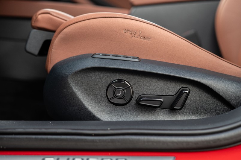 Skoda Superb Liftback 2.0 TDI