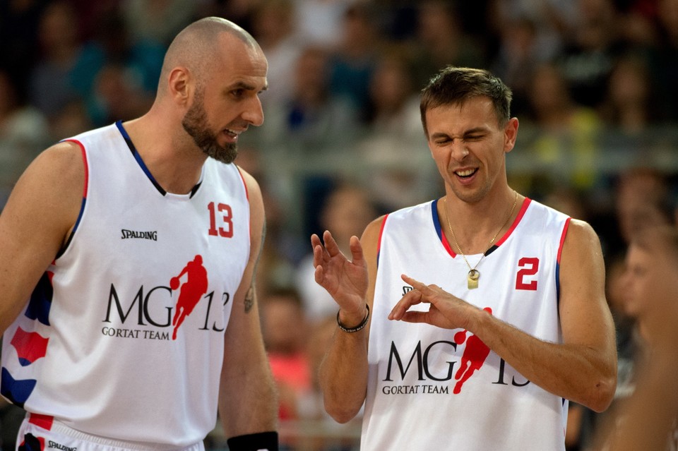 Gwiazdy na meczu Gortat Team - Wojsko Polskie - Sport