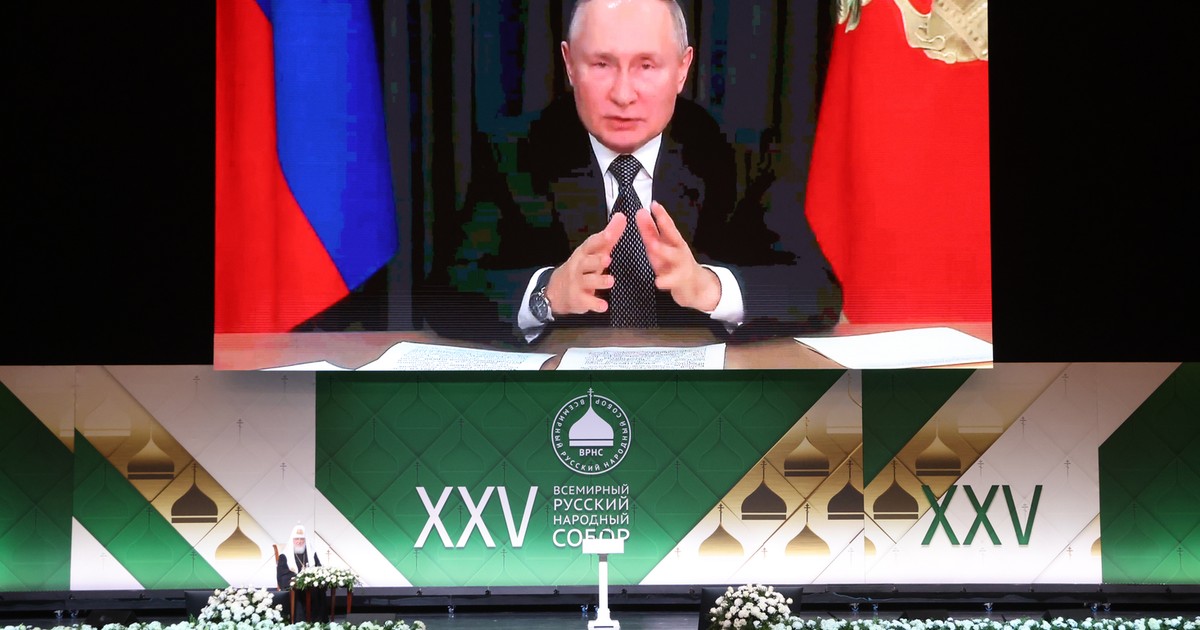 Rosjanki będą rodzić ośmioro dzieci? Tego chce Putin