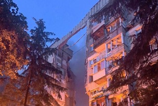 Wojna w Ukrainie. Ponad 440 dronów i 32 rakiety. Rosjanie znów zaatakowali Kijów