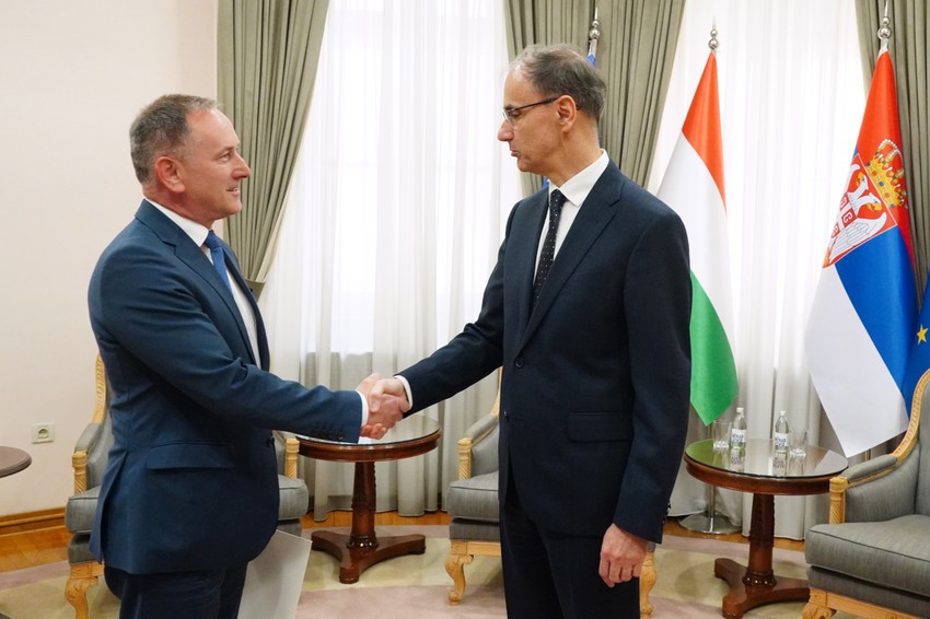 Macut Mađar sastanak