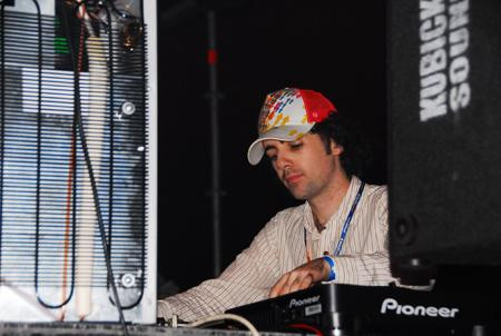 Creamfields 2008: muzyka i błoto
