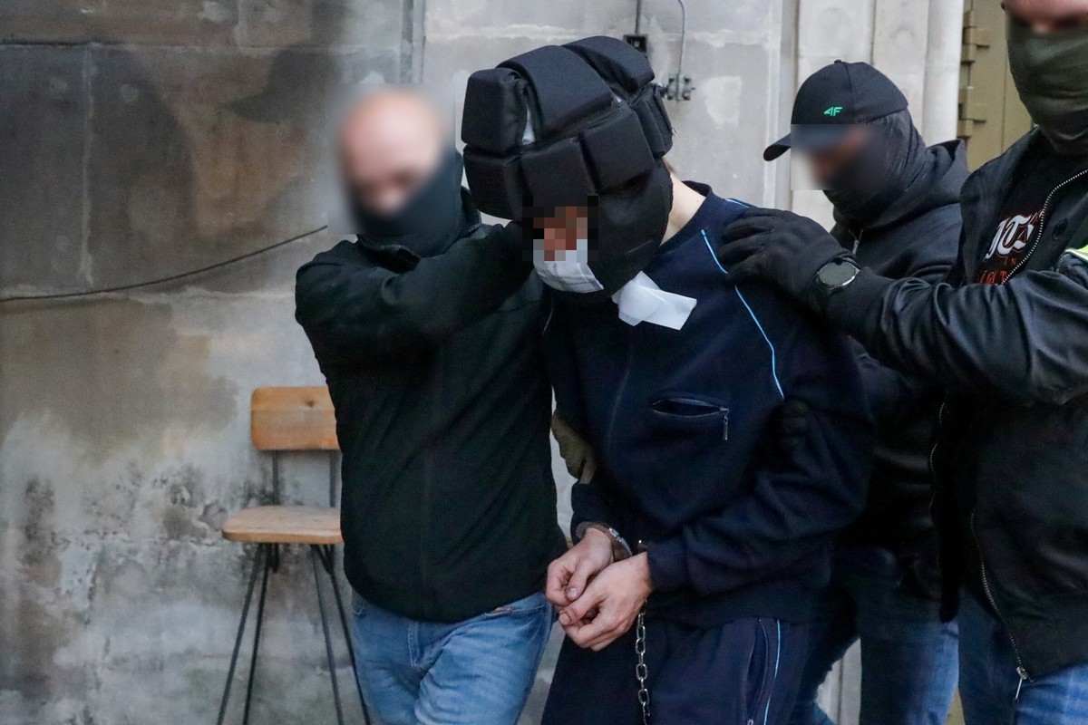 wyprowadzenie po przesłuchaniu