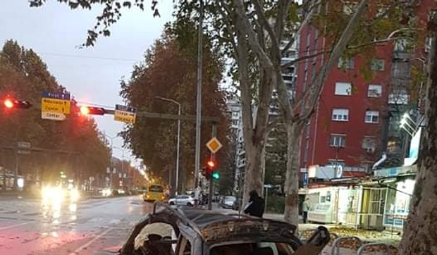  Automobil BMW koji je vozila nastradala Jovana Petković iz Žitoradje posle udesa na Bulevaru Nemanjića u Nisu 21. novembra 2020. godine 