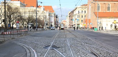 Jak tramwaje mają skręcać z Podwala w Świdnicką?