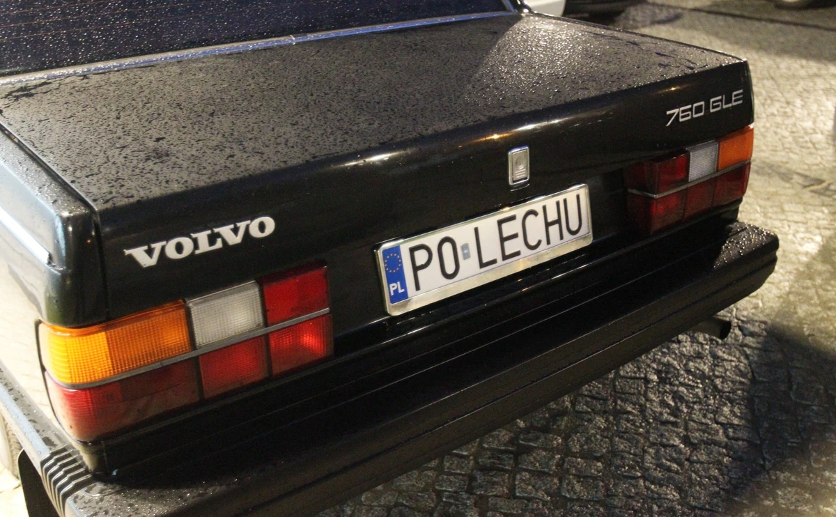 2 dni, inaczej kara. Ta opłata to obowiązek właścicieli samochodów