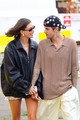 Justin Bieber és Hailey Bieber 2023-ban New Yorkban: csak úgy szikrázik körülöttük a levegő.