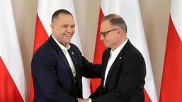 karol nawrocki czy andrzej duda? polacy zdecydowali, kto jest lepszym prezydentem