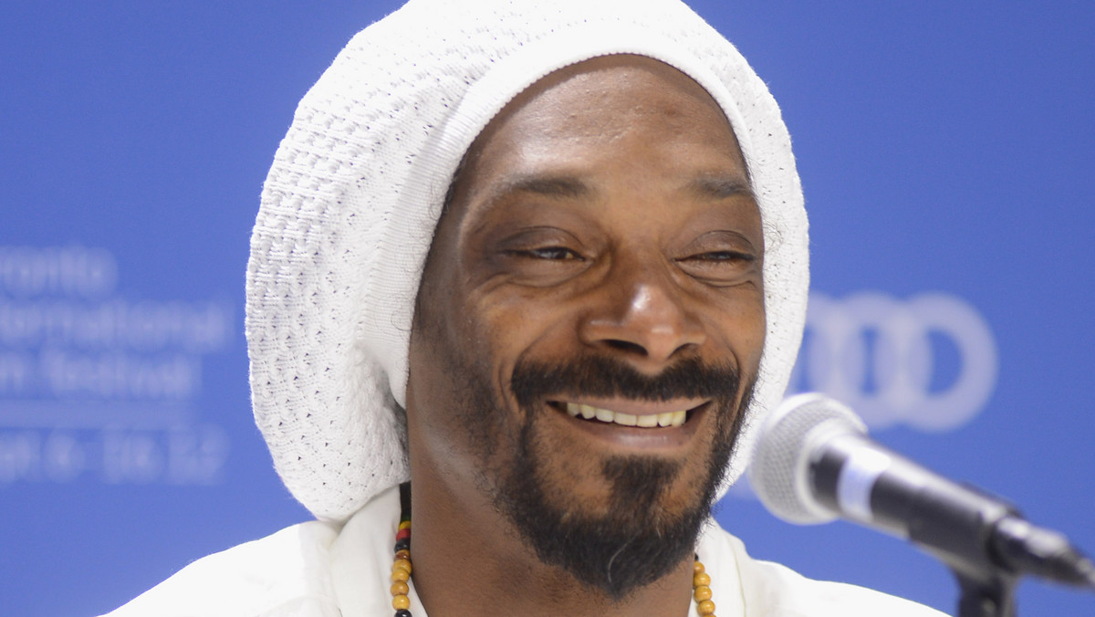 "The One Who Leaves" to tytuł nowego teledysku Izy Lach, a zarazem pierwsza odsłona zapowiadanego filmu ze Snoop Doggiem - "Birds Of A Feather".